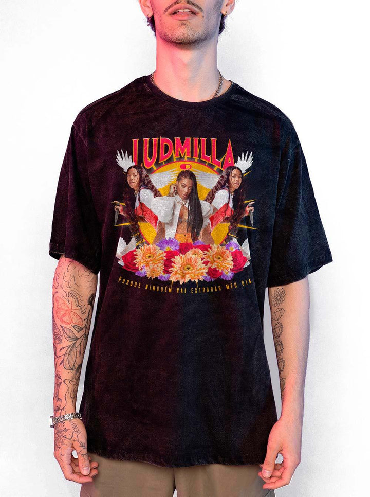 Camiseta Estonada Ludmilla Nirvana - Cápsula Shop