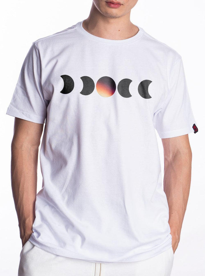 Camiseta Lunar Moon Cast - Cápsula Shop