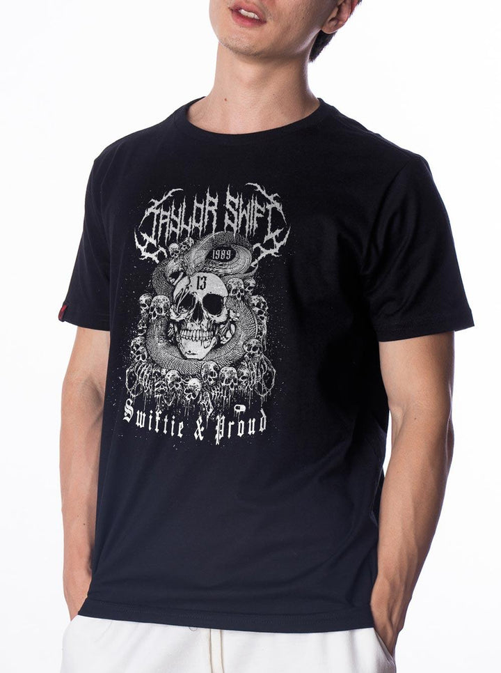 Camiseta Taylor Swift Death Metal - Cápsula Shop