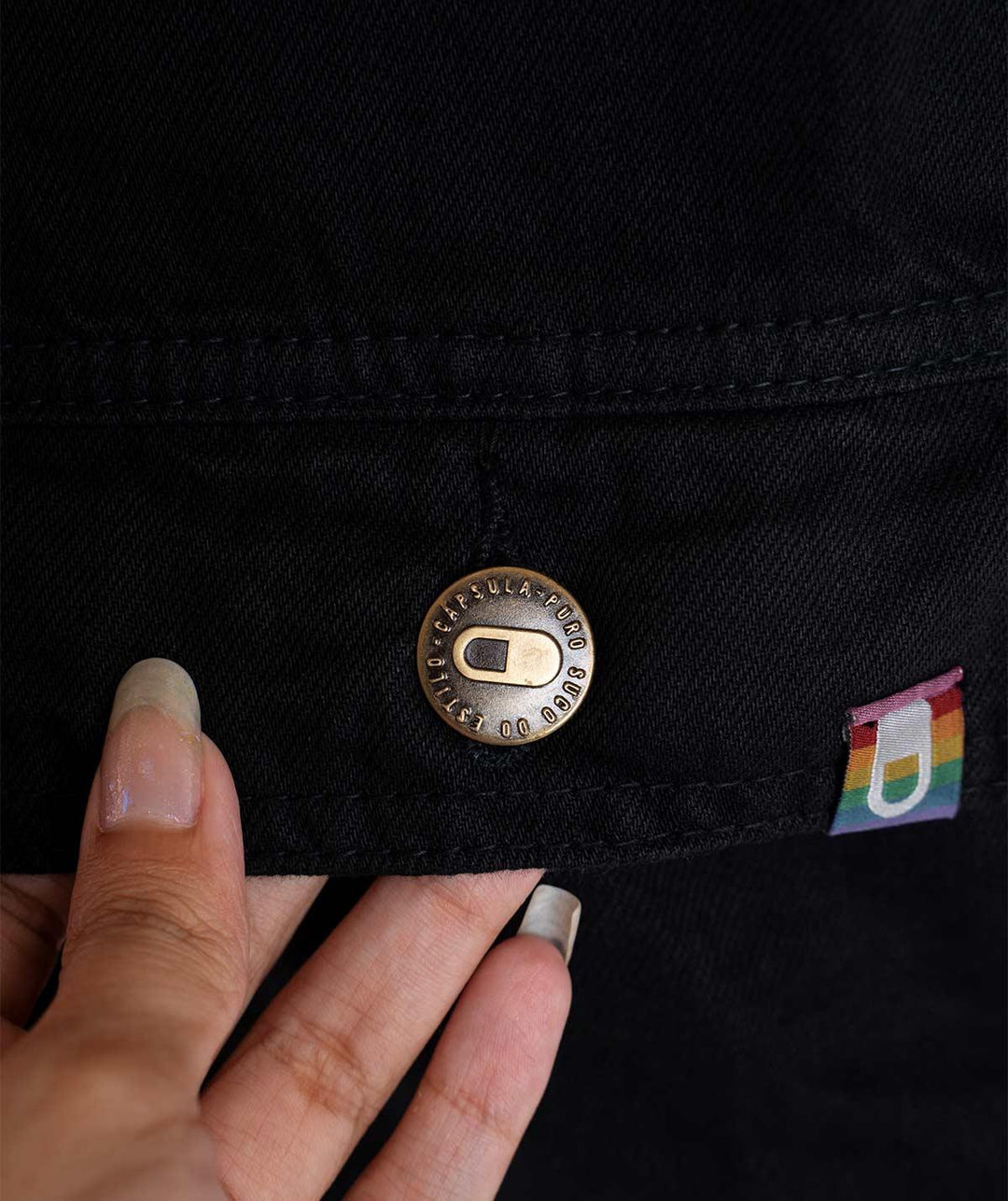 Jaqueta Jeans Preta Oversize Unissex Mariah Carai