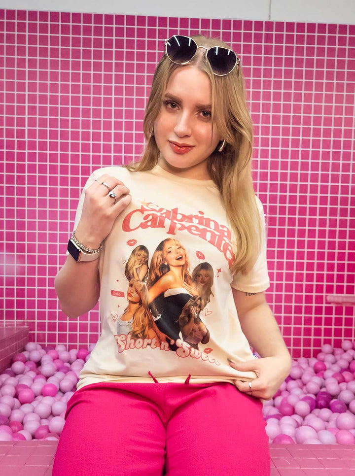 Camiseta Sabrina Carpenter Pink Sweet KaiCabello