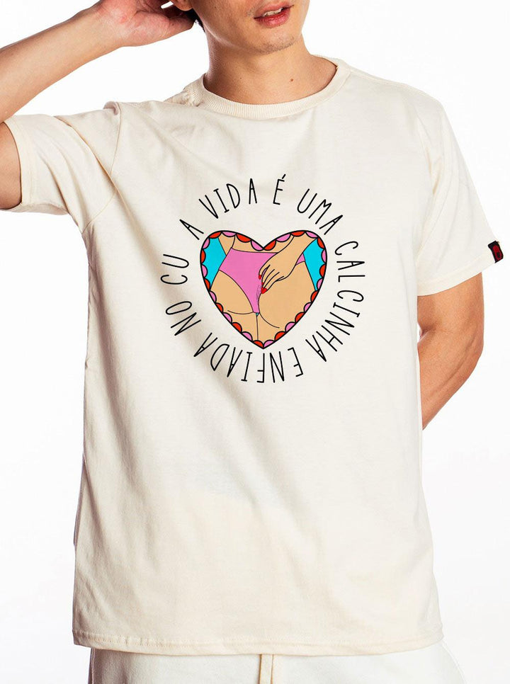 Camiseta A Vida é uma Calcinha Joga Pedra Na Geni - Cápsula Shop