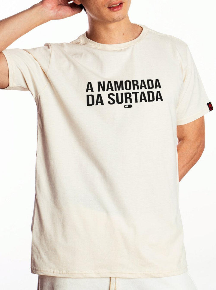 Camiseta A Namorada Da Surtada Raluke - Cápsula Shop