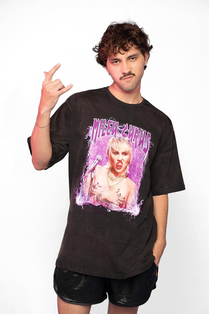 Camiseta Estonada Miley Cyrus RockStar Diva - Cápsula Shop