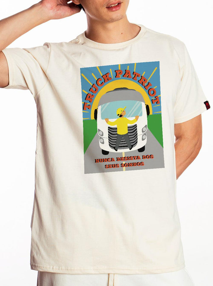 Camiseta Patriota do Caminhão Joga Pedra na Geni - Cápsula Shop