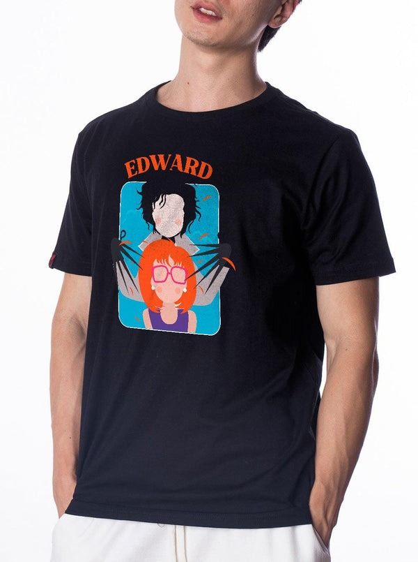 Camiseta Edward Mãos de Tesoura Rebobina - Cápsula Shop
