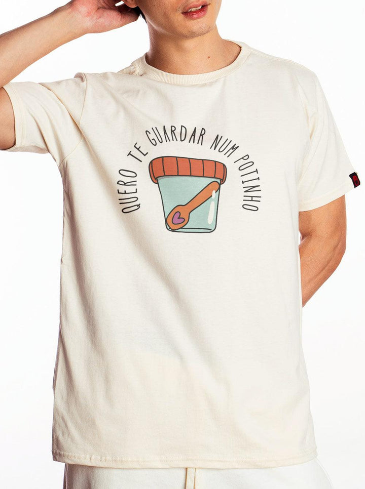 Camiseta Num Potinho Joga Pedra Na Geni - Cápsula Shop