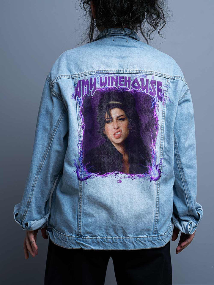 Jaqueta Jeans Oversize Unissex Amy Winehouse RockStar Diva - Cápsula Shop