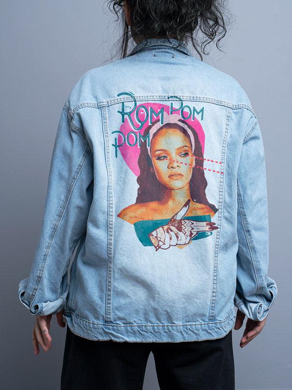 Jaqueta Jeans Oversize Unissex Rihanna Mate Um Homem - Cápsula Shop